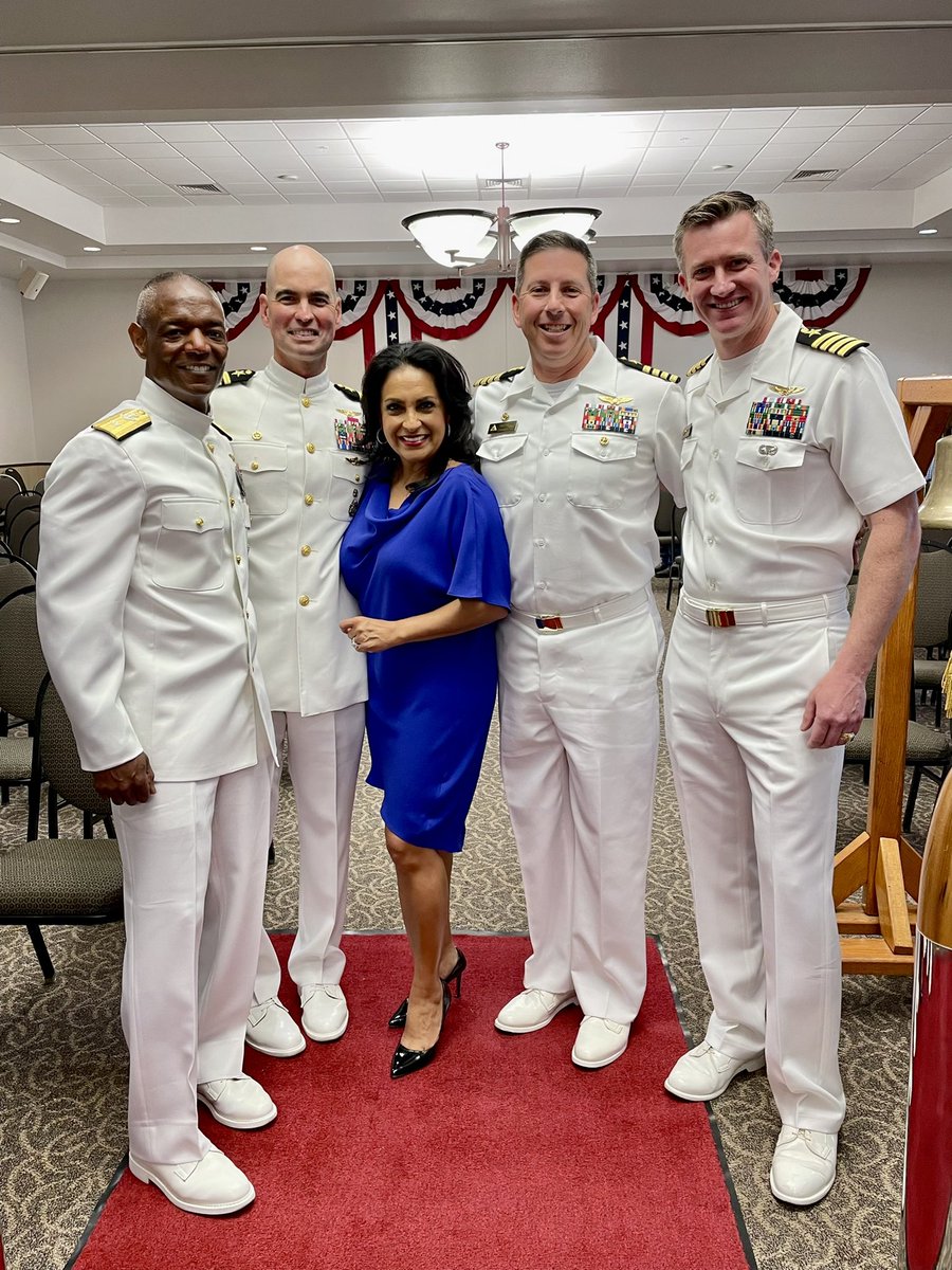 MayorGuajardo's tweet photo. Congratulations to Captain Christopher C. Jason for 25 years of military service to our country. The City of Corpus Christi is proud to have partnered with him and his team to secure millions of dollars in grant funding for critical improvements to our naval installation. https://t.co/fIYpW8K4LM