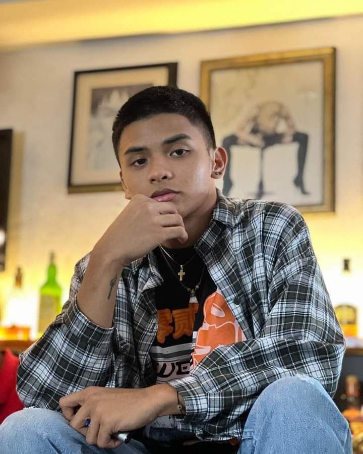 BernieIgnacio02's tweet photo. san na video mo? 🤣🤣🤣

#NewTrend
#Patingin https://t.co/Xgy2y7wFNF