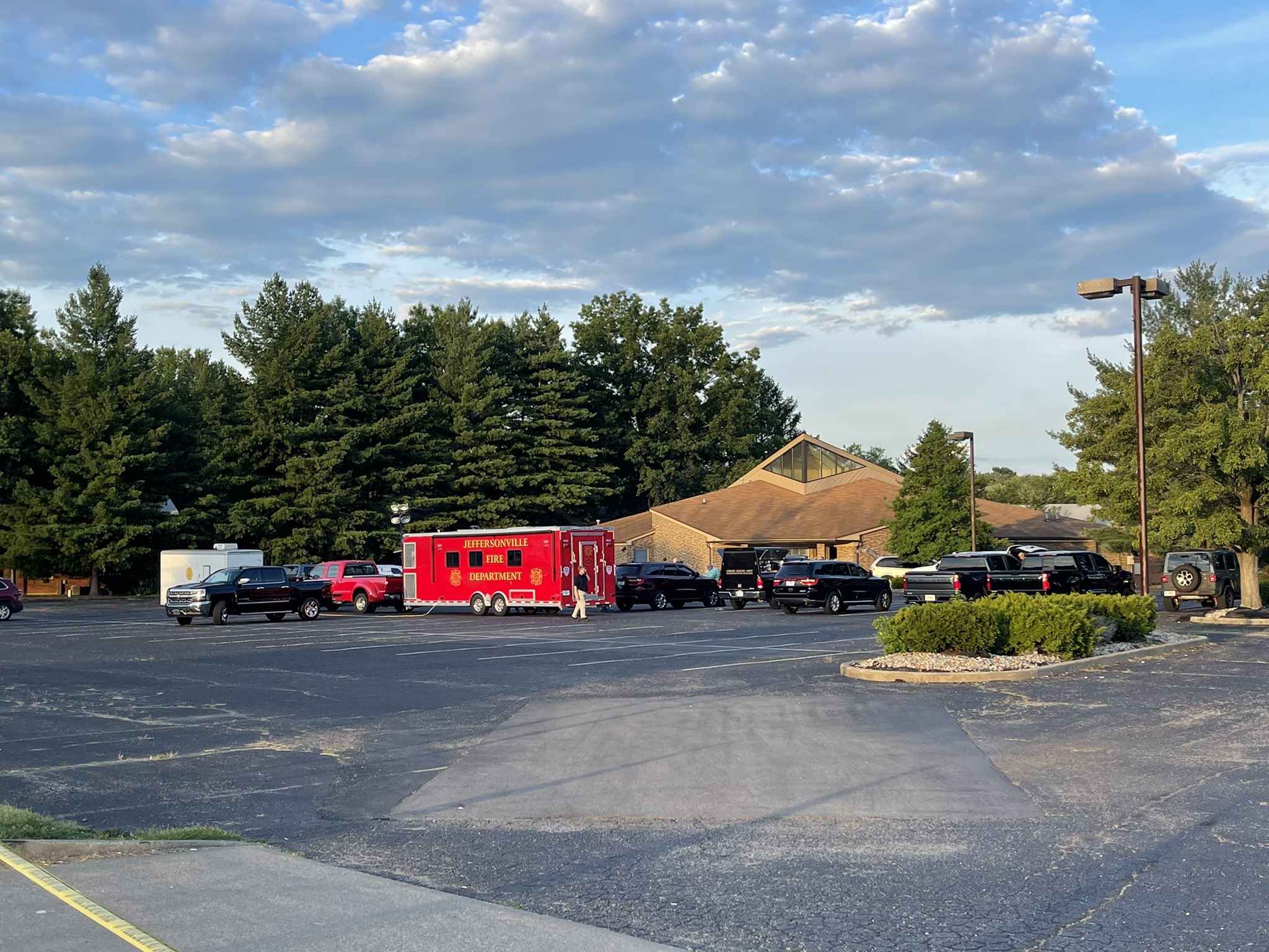 Ford Sanders KVUE on Twitter "What seems to be a cooling truck has