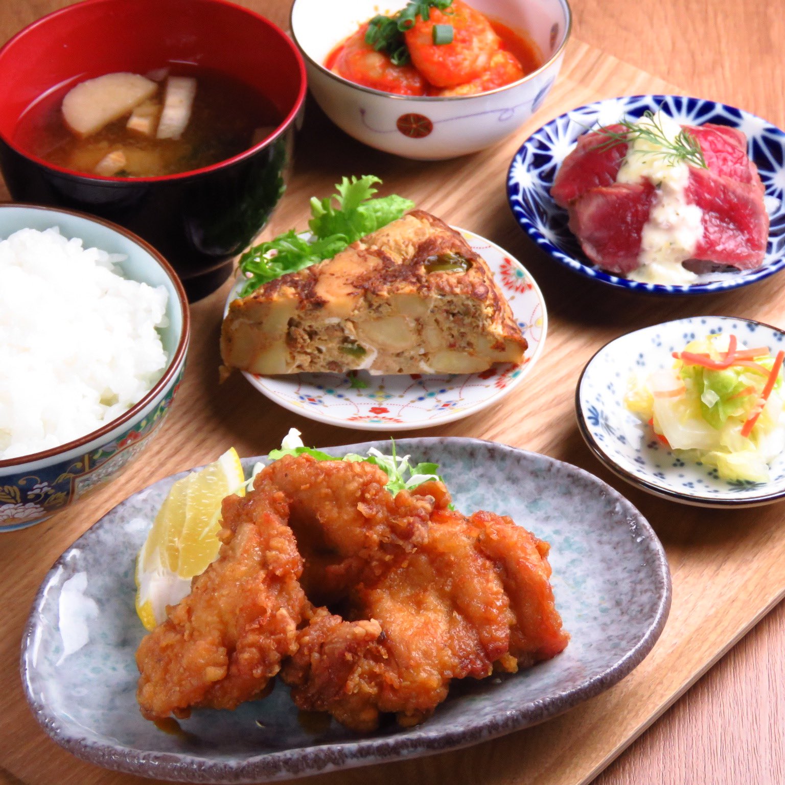 大衆食堂bee西11丁目駅店 札幌パルコ店 期間限定 皆様おはようございます いつもリツイート いいね たくさんありがとうございます 本日土曜日は15時 オープンです 東西線地下鉄西11丁目駅直結 南大通ビル地下2階です 札幌twitter会