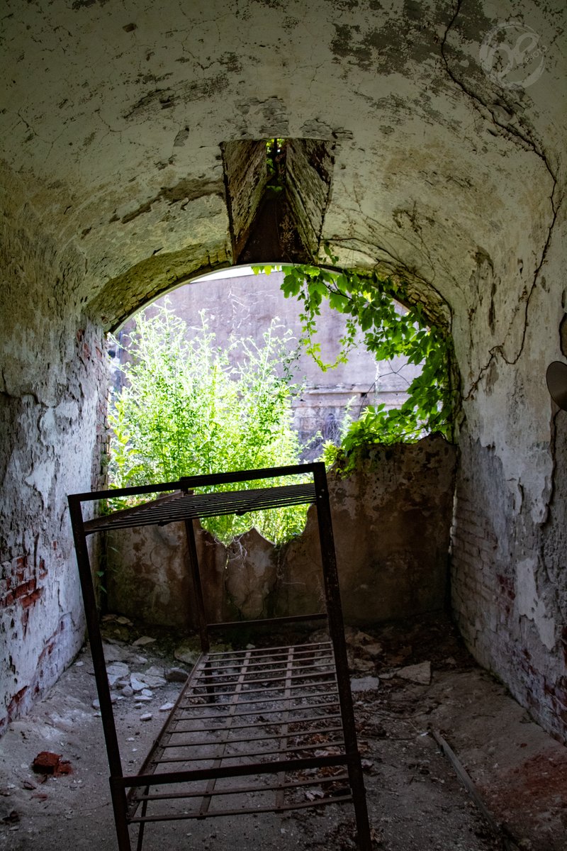 Eastern State Penitentiary 
<a href="/easternstate/">Eastern State Penitentiary</a> 
6-25-22