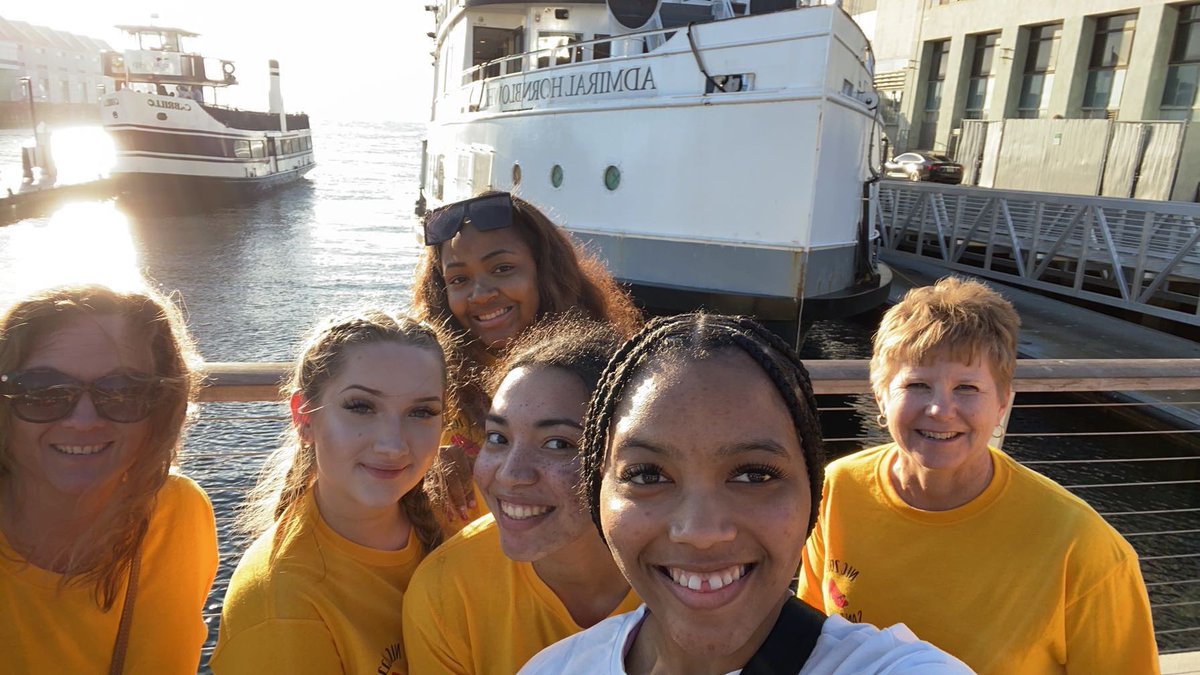 HeightsFACS's tweet photo. “Toto, I don’t think we are in Kansas anymore”. @HeightsHSusd259 FCCLA members attending the 2022 Kansas Delegation cruise night in the San Diego Bay. A truly memorable experience. #heightsfccla @fcclaNLC @KSFCCLA https://t.co/n8cvar74XM