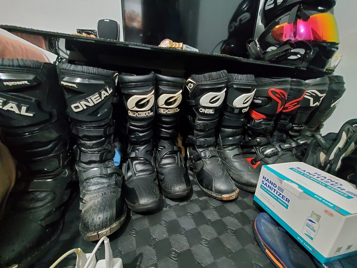 hotgearmaster's tweet photo. Do you think these boots are hot? https://t.co/SH68aFTCgF