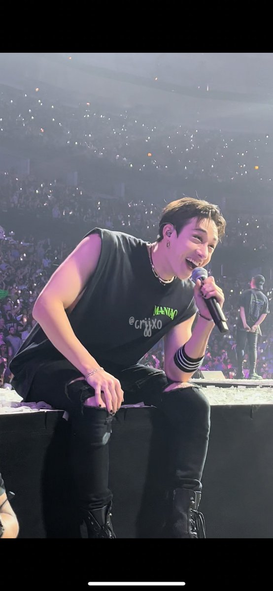 crjjxo's tweet photo. bangchan best leader

#StrayKids_2ndWorldTour_MANIAC #StrayKids_2ndWorldTour #StrayKids #StrayKidsinChicago #skz #bangchan https://t.co/OYxPJKcNZR