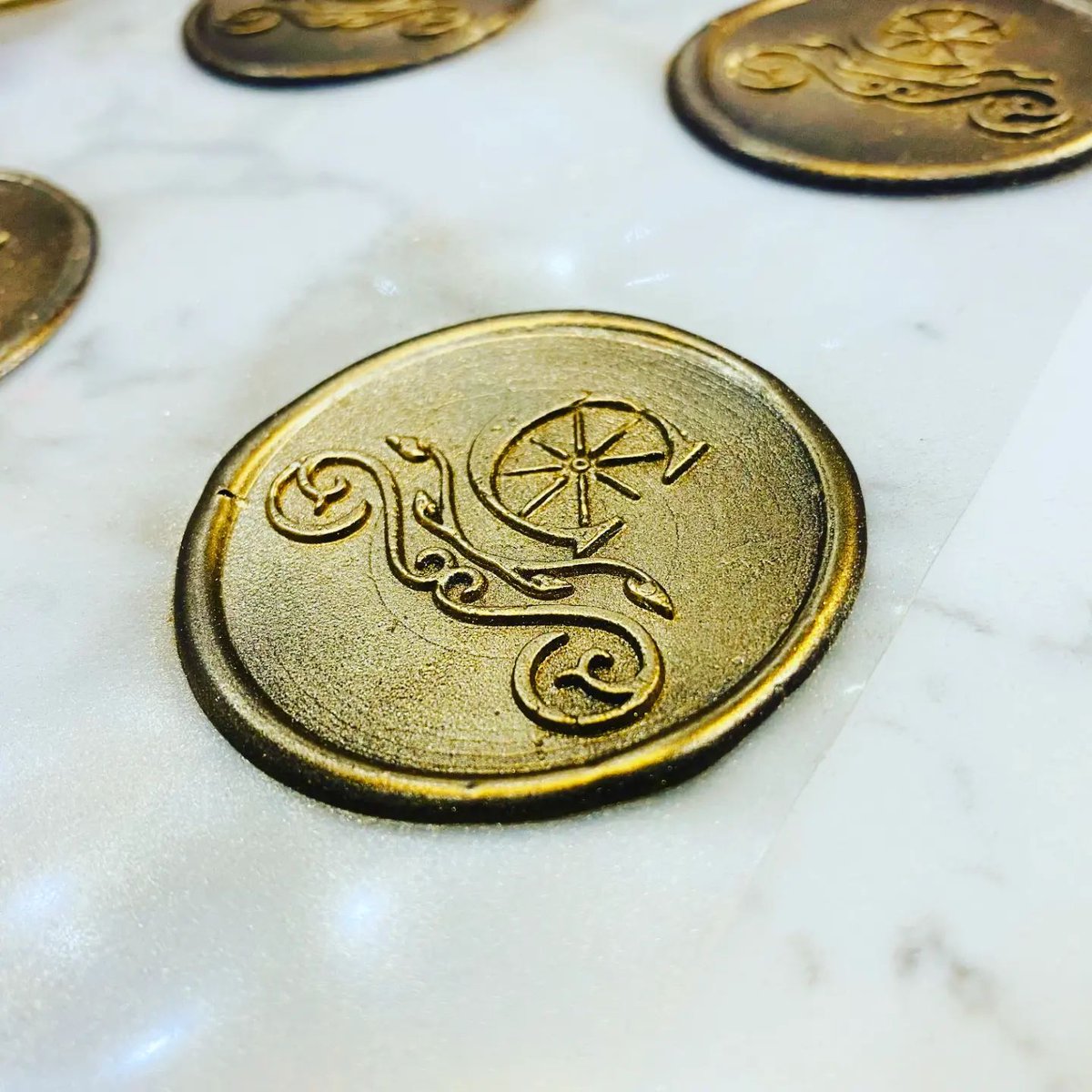 Excited to have received our first chocolate samples from Mount Dora's KKÔ Chocolate😋 
They are better then we could've imagined! Great job to KKÔ Chocolate! 🤌 #delicous #elegantchocolate
Stay tuned for what's to come next! 🖤