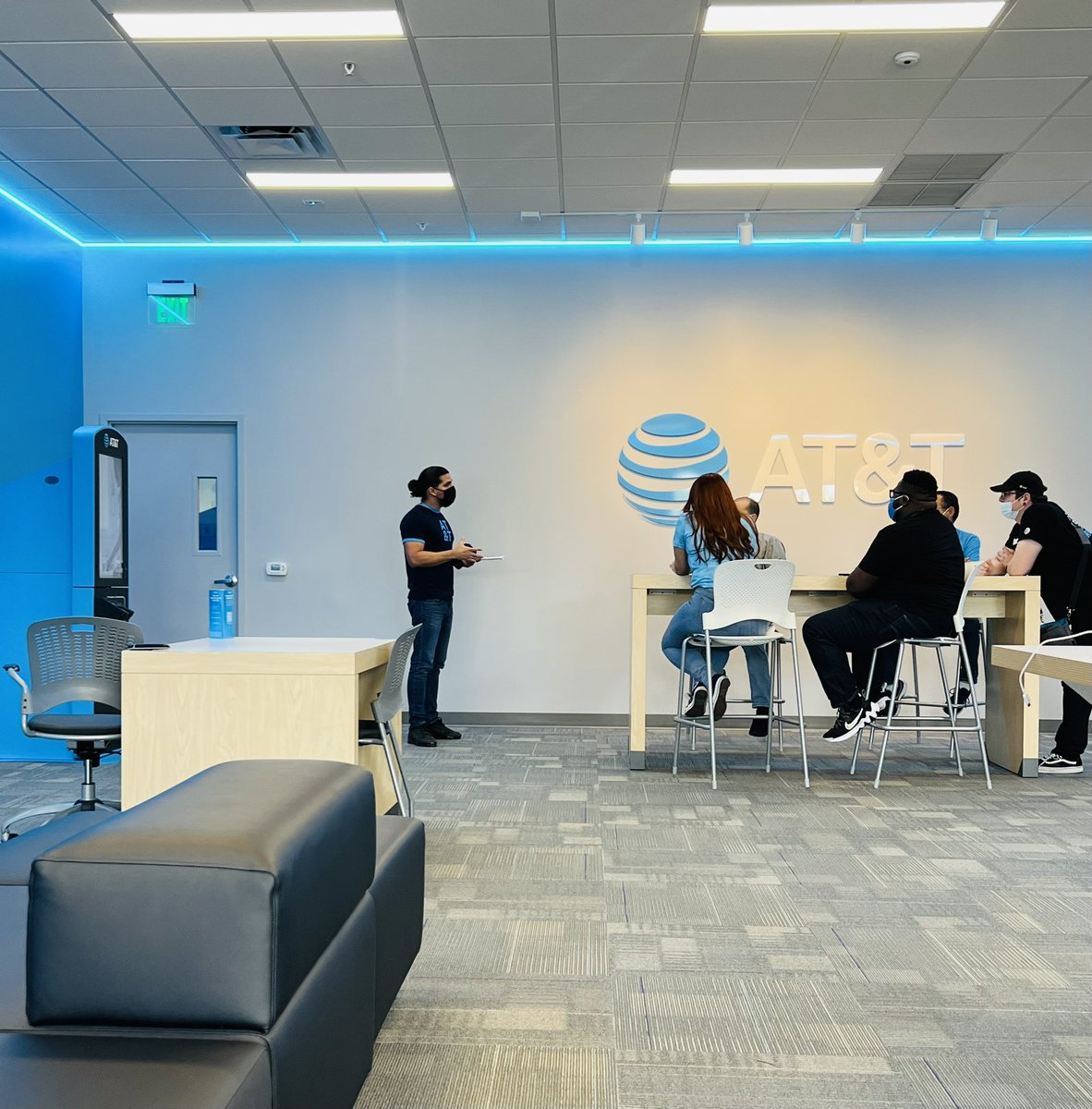 The Fountain Of Miramar Team is ready to have a killer month of July.

<a href="/eniggemann/">Enrique Niggemann</a> <a href="/mrsuarez13/">mrHsuarez</a> <a href="/marianoa1308/">Maria Noa</a> #OneFLA #LifeAtATT 

🔥🔥🔥🔥🔥🔥🔥🔥🔥🔥🔥💪🏼