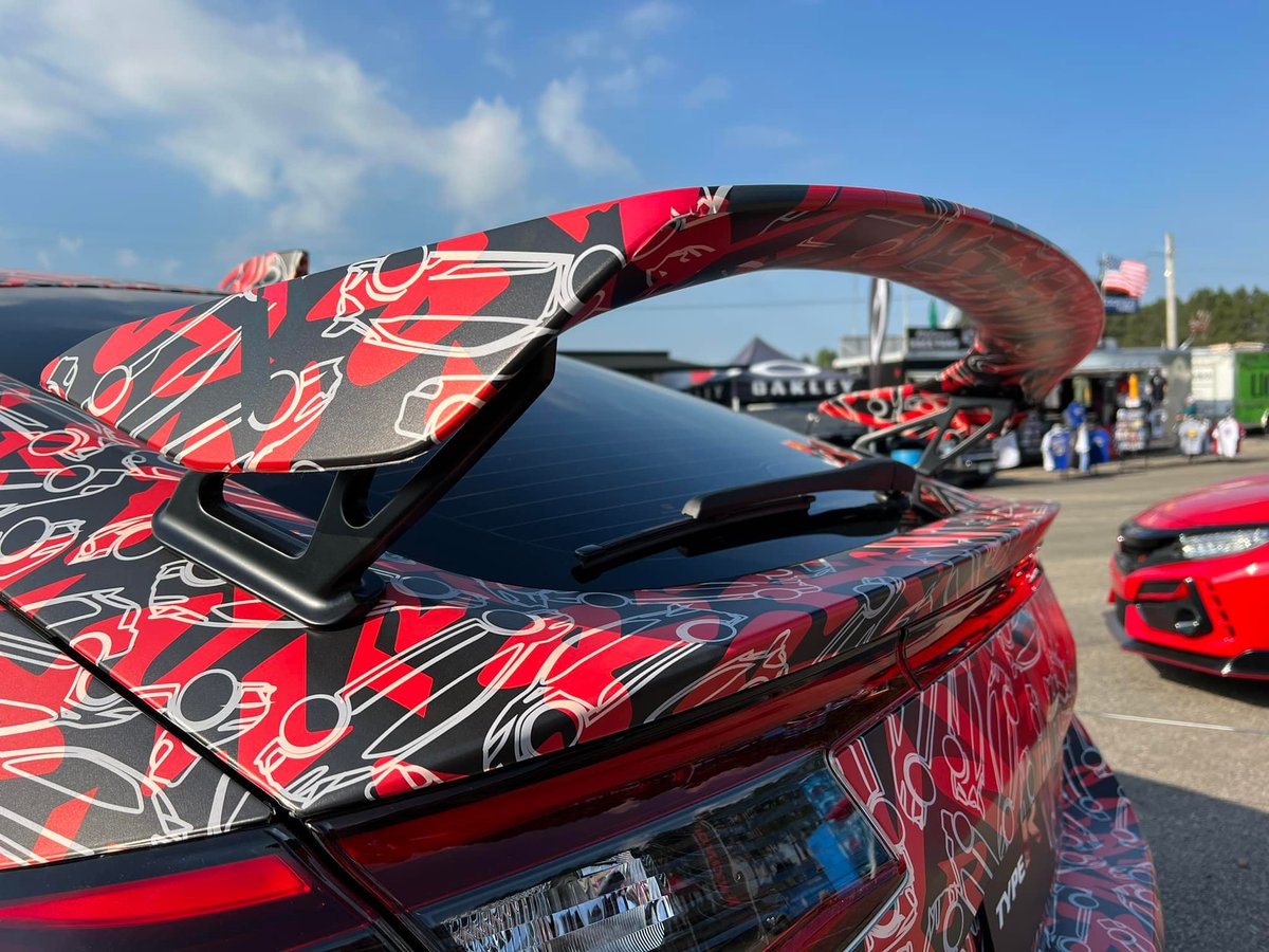 CivicX_com's tweet photo. FL5 Honda Civic Type R Chassis Code Confirmed! w/ Close Up Look https://t.co/2eqD271gGt https://t.co/AUDhrWa08s