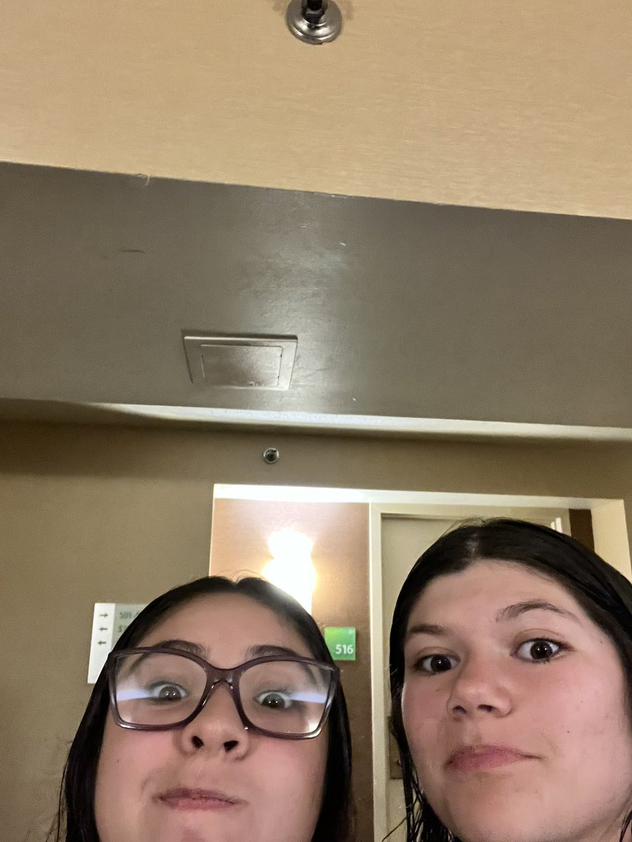Nicole tweet media