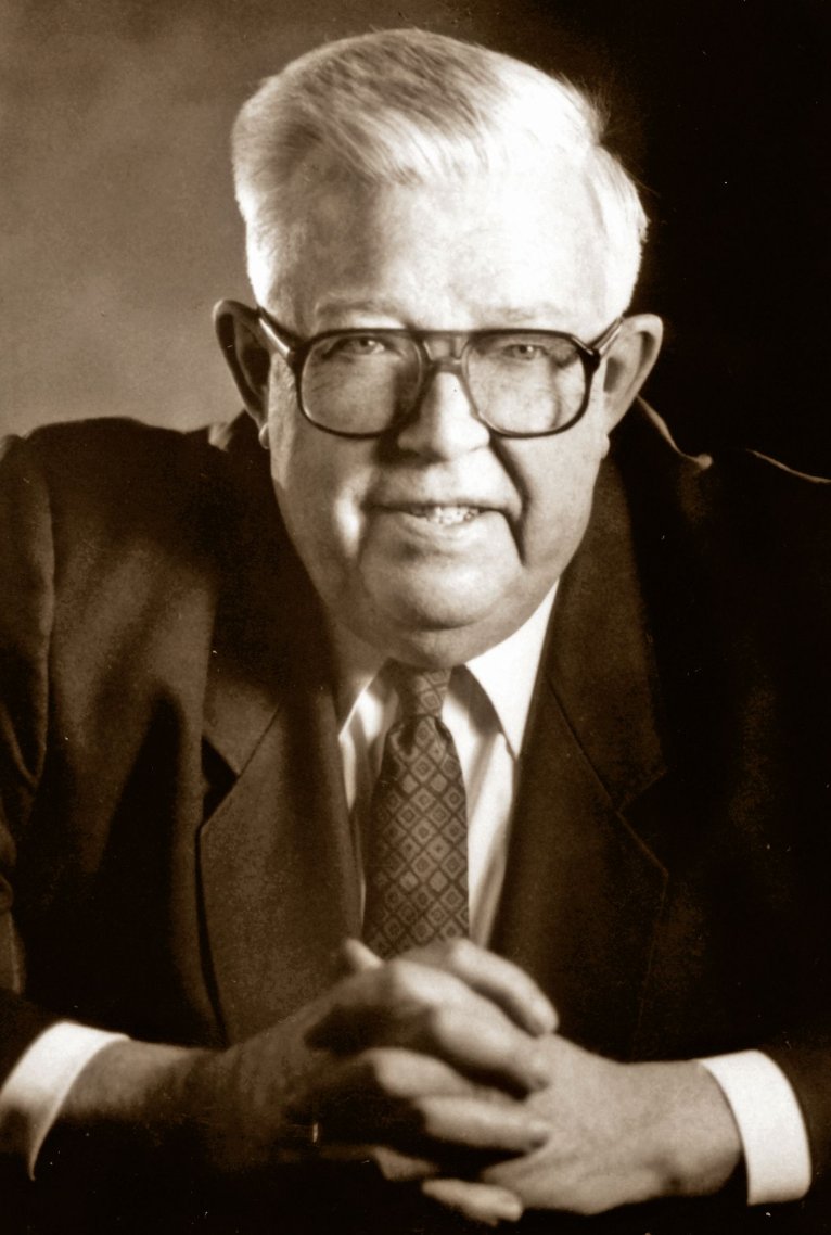 Bruce Hendrick (Brigham '54), chief <a href="/SickKidsNews/">The Hospital for Sick Children (SickKids)</a>  ('64 - '86), was a beloved resident. His wife, Gloria, had appendicitis, and ID policy barred his entry, but the Brigham kept a close eye and Matson scrubbed her case to monitor her care.

PMID: 17881976 | bit.ly/3OUSaof