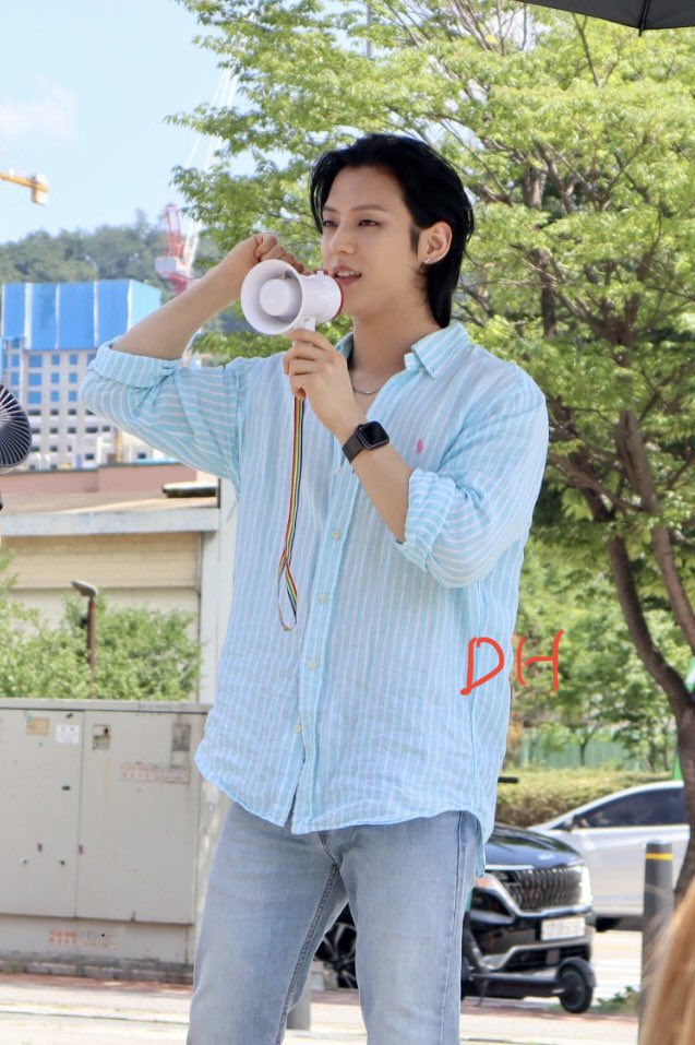 Dreaming_Hero's tweet photo. 220702 비투비 민혁 음악중심 미니팬미팅 💙 https://t.co/wrlK42ee9t