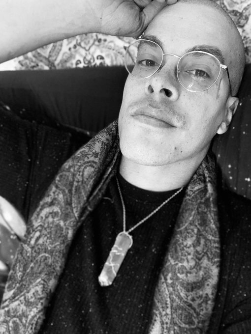 Damon Atlas’s pics and videos