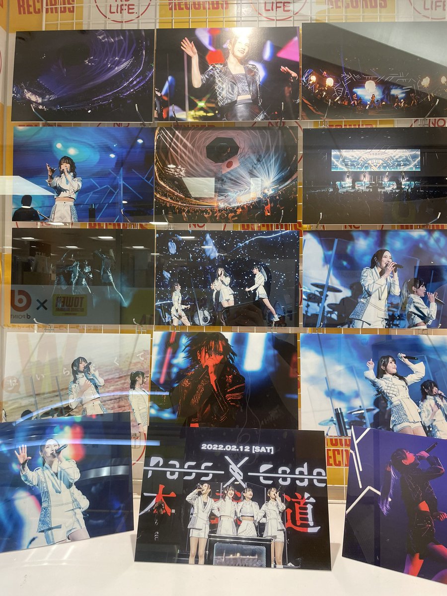 mone_1232_7878's tweet image. タワレコ新宿店なう

 #PassCode武道館
#PassCode