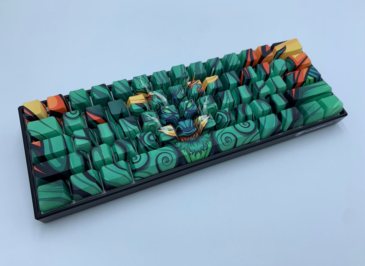 AlpheriorKeys's tweet photo. Hey Twitter!!! We're giving away one of our Oni Dragon Keycap Sets! You pick the color! (With or Without text)

-Retweet &amp; Like
-Follow us 
-Comment

Winner Chosen TOMORROW!
https://t.co/oD0VtgPINK https://t.co/JRT9QxG2ss