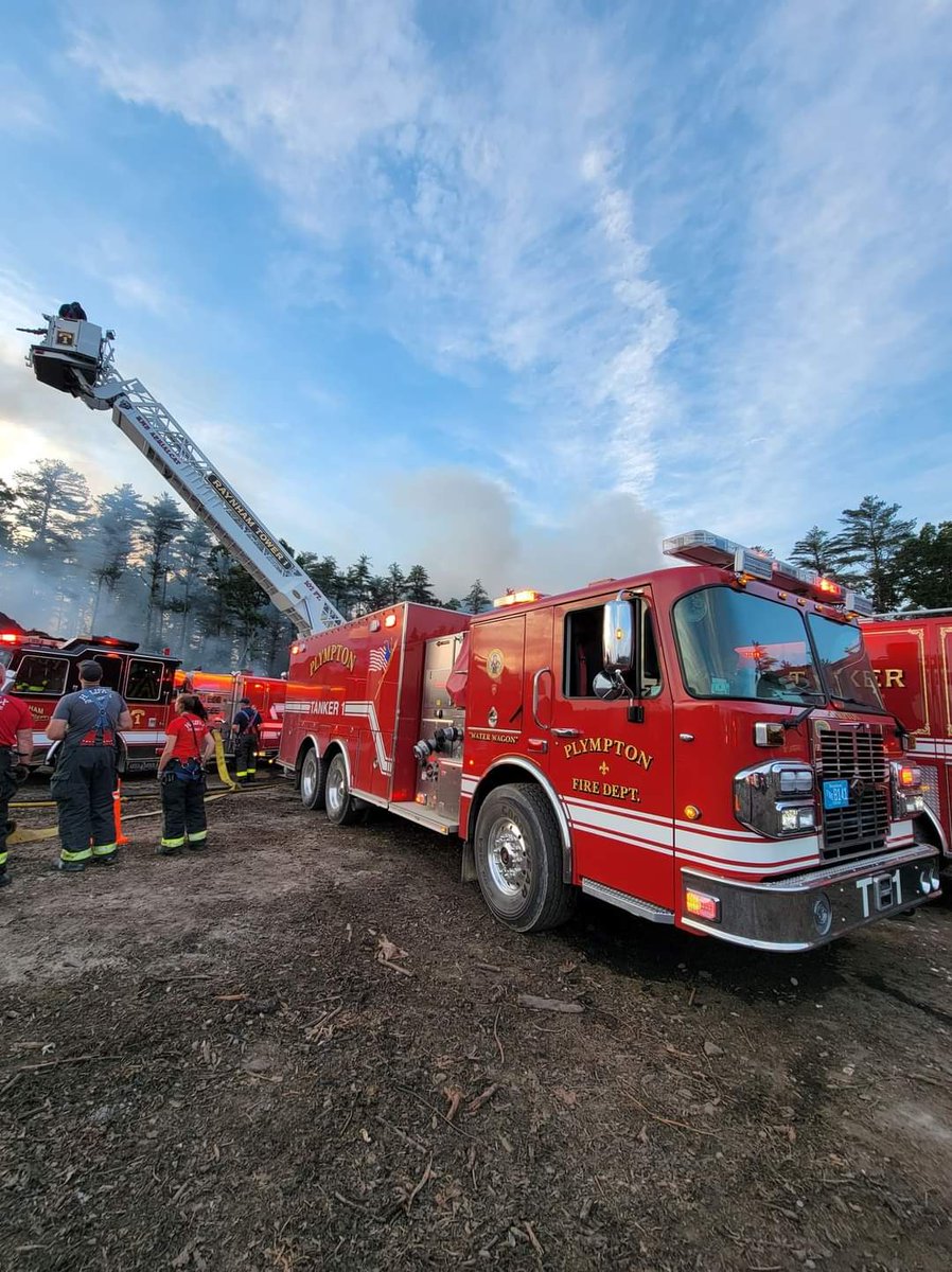 Plympton Fire tweet media