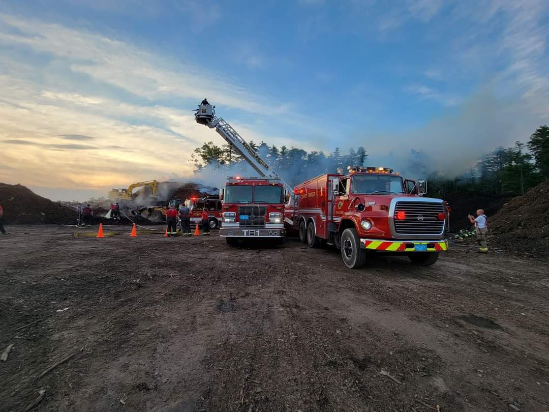 Plympton Fire tweet media