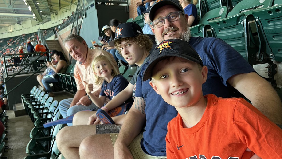 HCMS Library tweet media