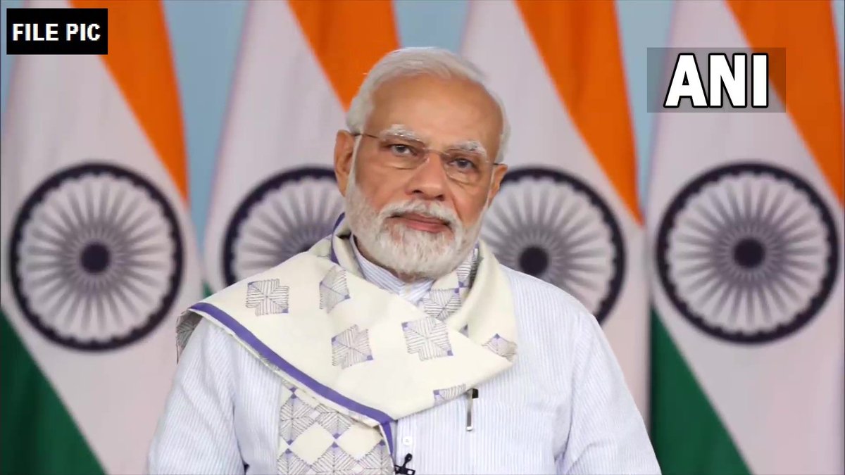 ANI's tweet image. Telangana CM K Chandrashekar Rao to receive Oppn&apos;s presidential candidate Yashwant Sinha at Begumpet Airport just a couple of hrs before PM Modi lands at the same airport. Only one TRS Minister to receive PM while all ministers, incl CM, will receive Yashwant Sinha.

(File pics)