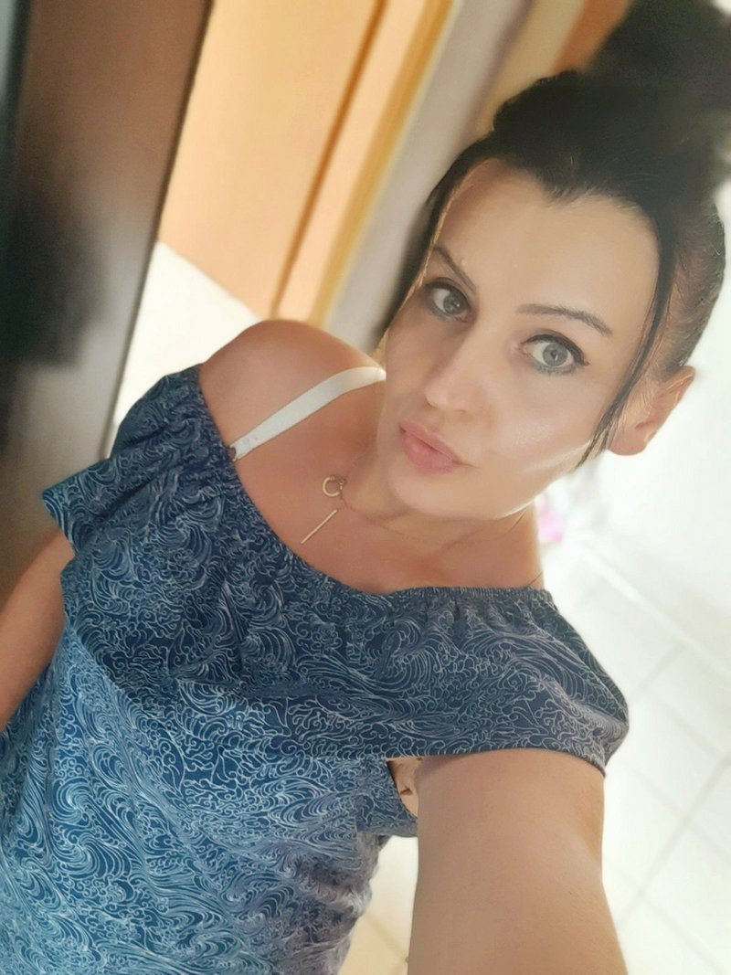 Ben çokmu şişmanım insanım neden birileride beni beğenmiyor. Bende erkek bulmak istiyorum. Ama güvenilir biri yok.