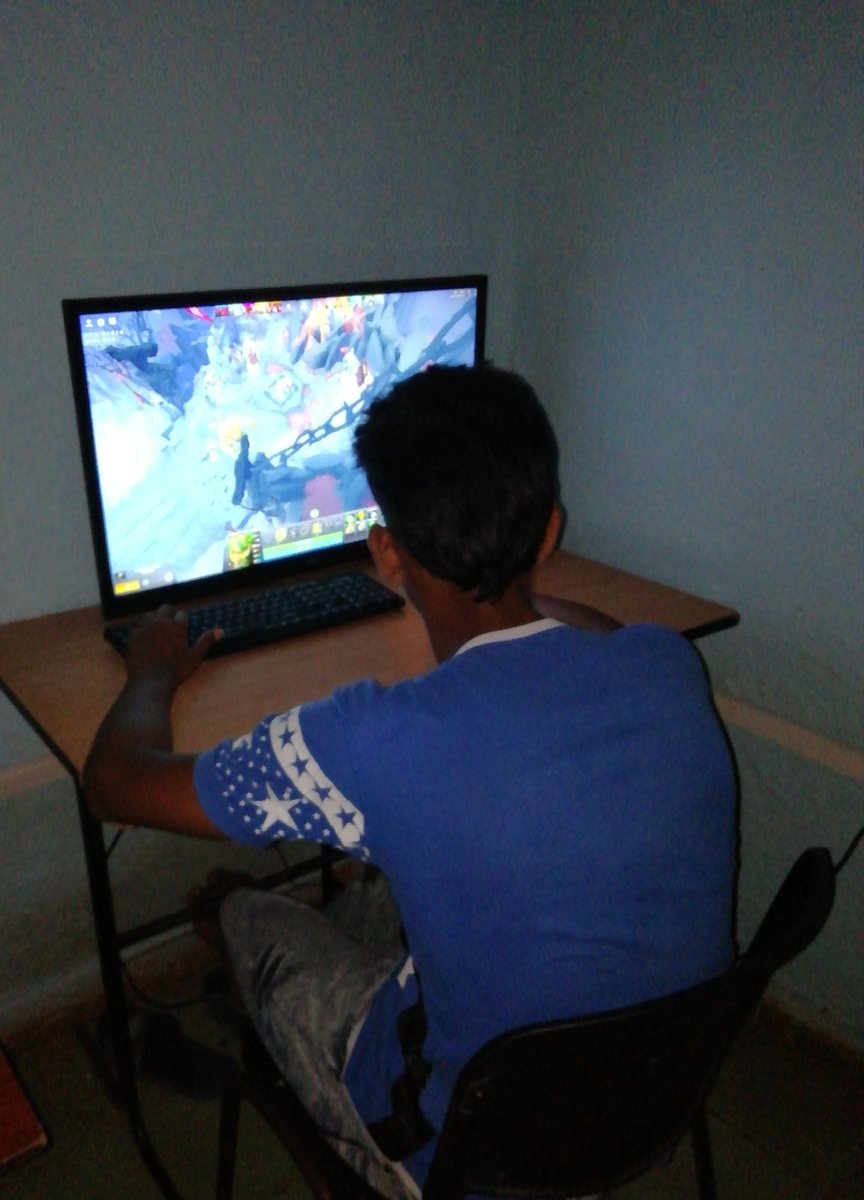 la_sierpe's tweet photo. 2 de julio los #JovenClub en #LaSierpe ofertan una serie de juegos para el inicio del #Verano2022 el que estará cargado de diferentes actividades entre ellas concursos, juegos, competencia y debate sobre la utilización de #RedesSociale #VeranoConTodos @YadisneyG https://t.co/53iu50rxFF