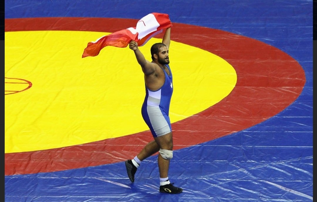 Happy Canada Day! I've traveled the 🌎 and let me tell you, there's no place like 🇨🇦 
.
.
#happycanadaday #happybirthday #Canada #canadaday #proud #happy #athlete #honor #mapleleaf #bestcountry #throwback #fbf #TeamBhullar #OneBillionStrong