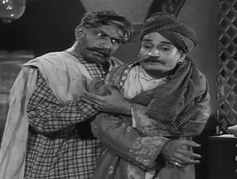 Munish_Dutt_'s tweet photo. Kankan de ohle movie (1971)
#UmaDutt as chaudhary kartara
#Jeevan as a ramu shah
@aapkadharam  @Bollyhungama
@Bollywoodirect @BollyMemories https://t.co/WfxnyCfeTs