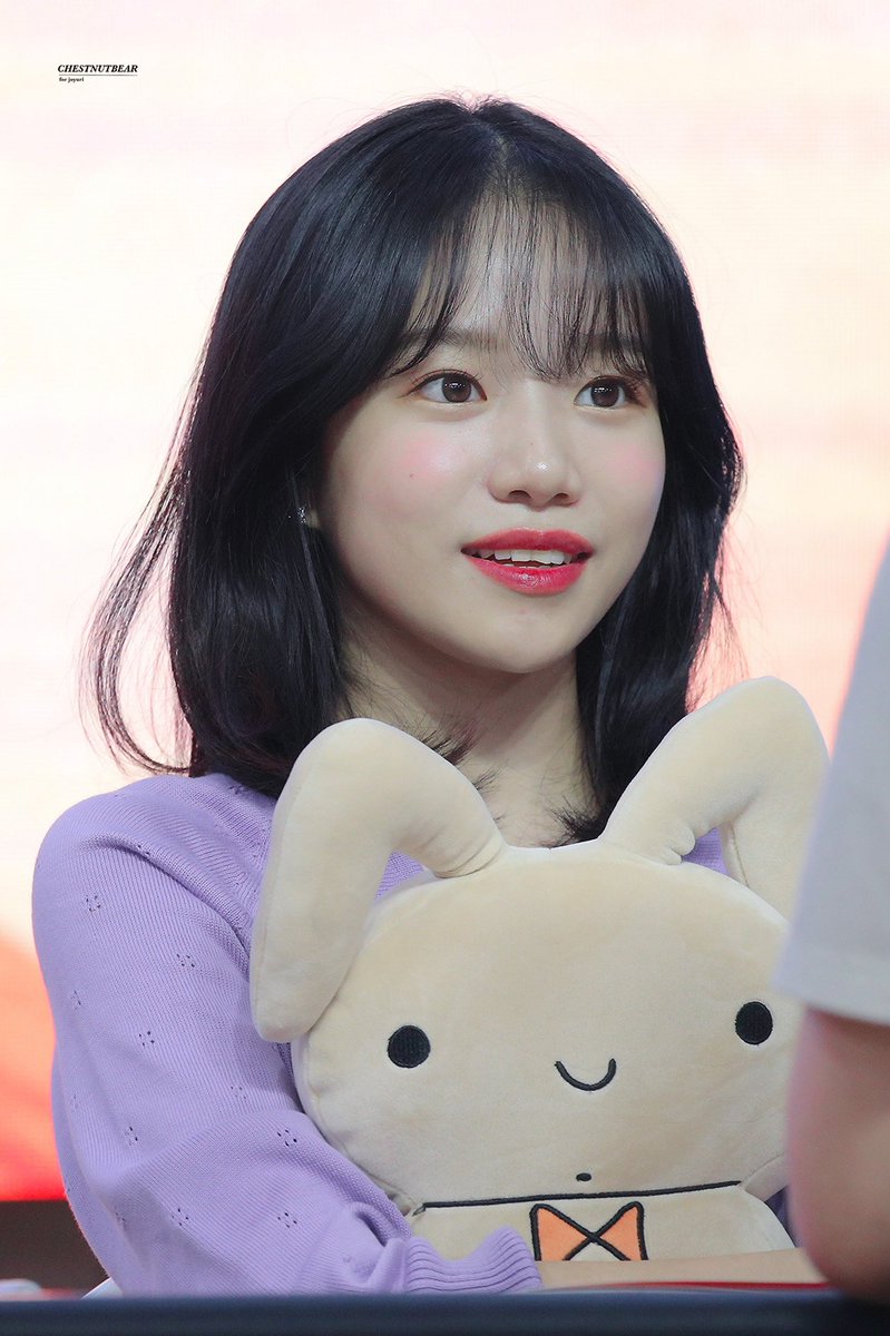 Chestnut_1022's tweet photo. 220606 유리HQ 3.0 https://t.co/31p3wjJqzJ