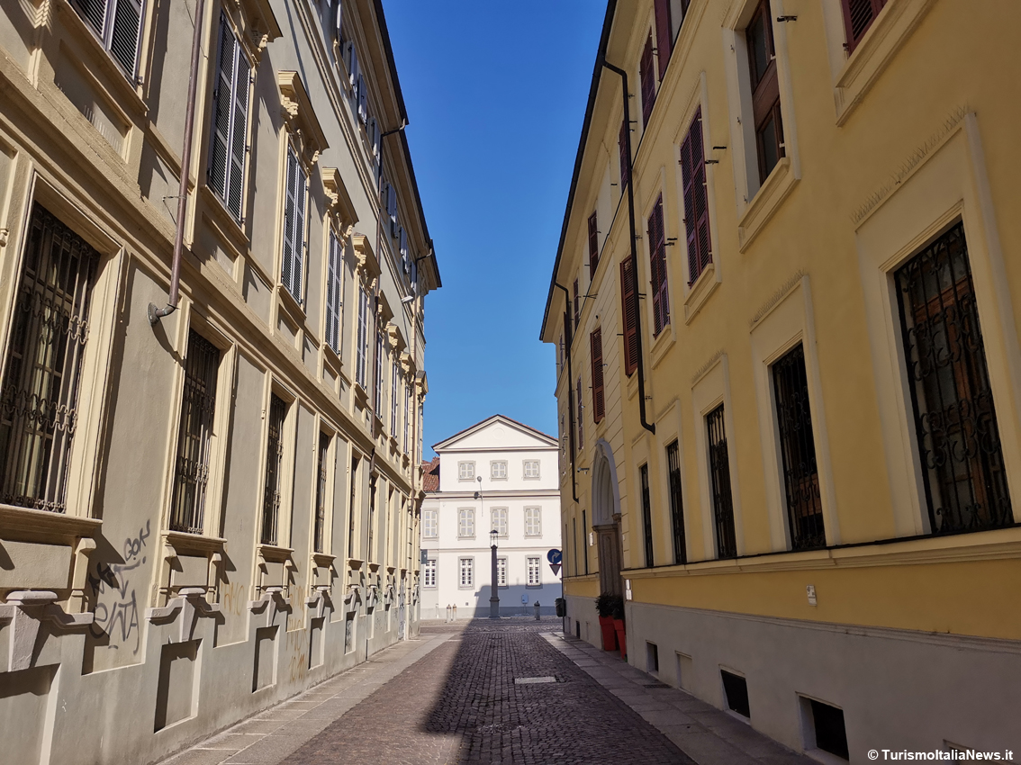 ALESSANDRIA | Per Papa Pio V nuovo allestimento museale nel Complesso Monumentale di Santa Croce di Bosco Marengo. Apertura 7 luglio  
Leggi la notizia bit.ly/3yhGiWS 

#alessandria #visitalessandria #papapiov #mostra #turismo <a href="/ATLALEXALA/">ALEXALA</a> <a href="/CavallaroMelina/">melina cavallaro</a> <a href="/retwitto_art/">Retwitto Arte</a>