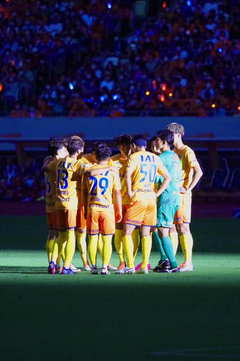 okayan57813's tweet photo. キックオフ⚽️
絶対勝つ!!!
とてつもなくすごいサッカーにチャレンジしてるからF・マリノスに勝って自信に繋げたい!!!
#エスパルス
#sSPULSE https://t.co/MgQeMOCrQz
