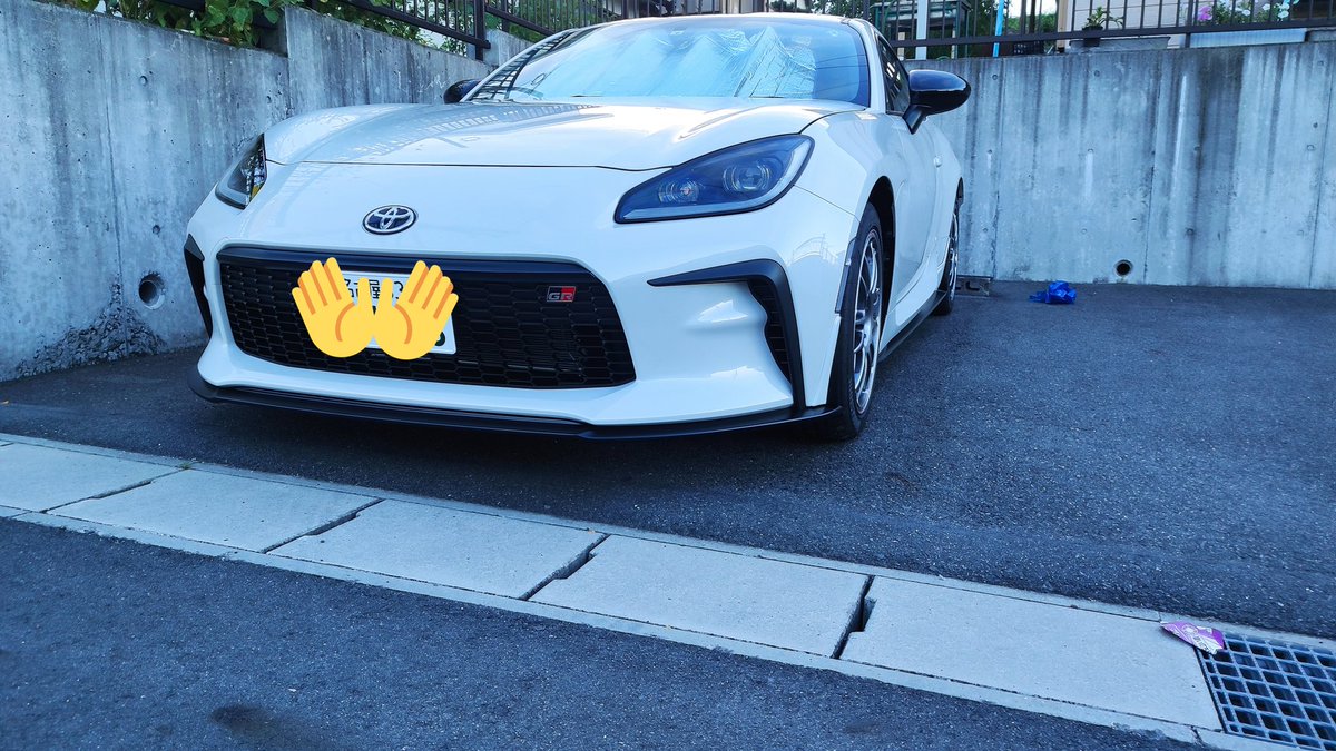 Yoyotakuma's tweet photo. MAX ORIDOエアロつきました!
さり気ない感じがたまらんです!
早く車高落としてマフラー変えたい…😂
※リアウイングはGRです
#GR86
#maxorido
#akea
#エアロ https://t.co/zC70VGt0ZR