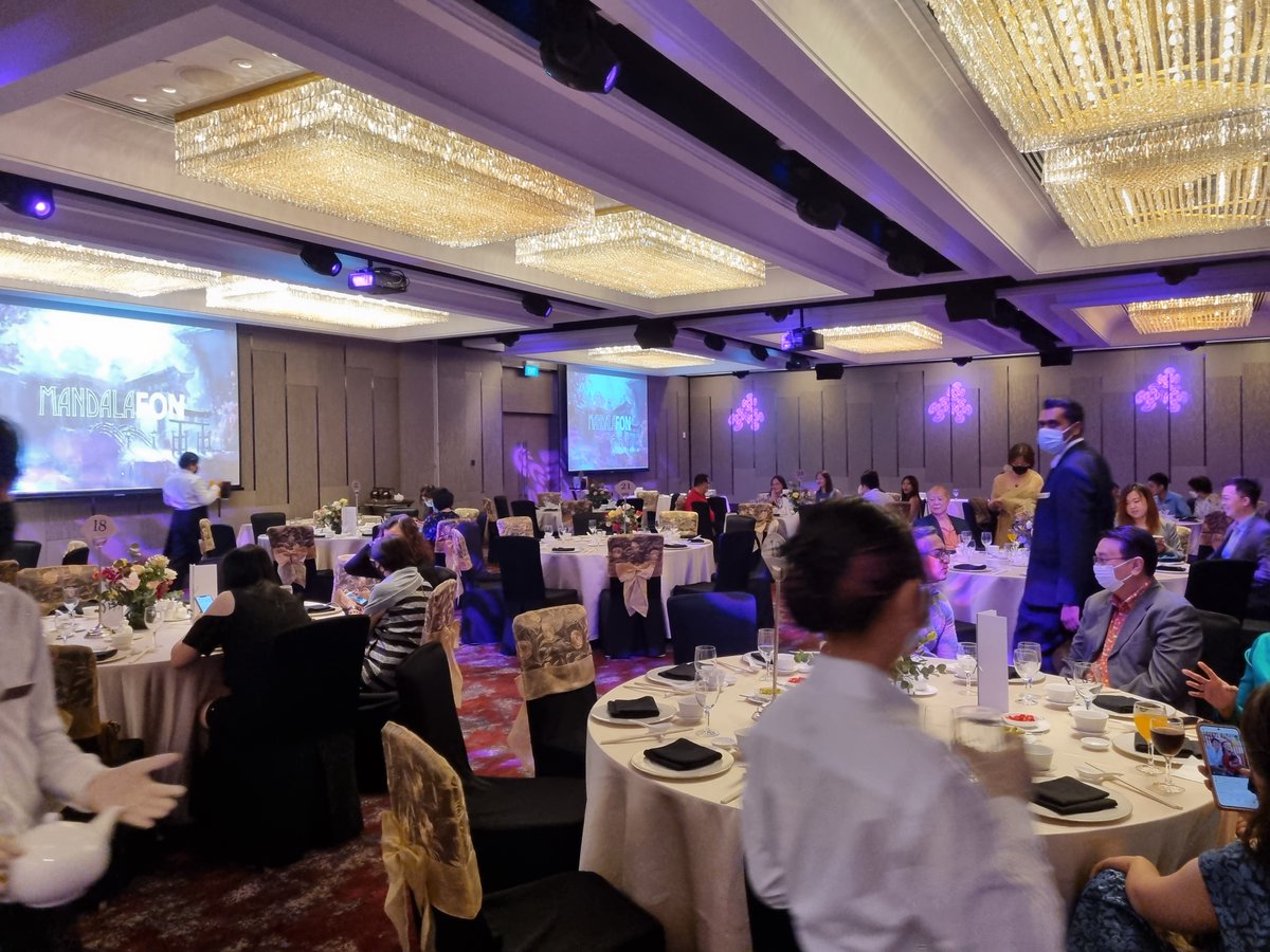 MandalaFON's tweet photo. The guests are arriving at the MandalaFON launch gala dinner! Everyone is so well dressed up 🤩 Master Fon is looking sharp as usual too! Let's gooo!!
#mandalafon
#NFTCommunity
#NFT https://t.co/UxTZELy9Gy