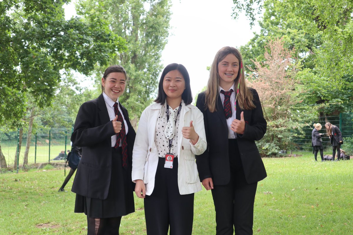 GegeLu_'s tweet photo. Special thanks to my mentor Mrs Bosley @cricklanguages , she is very nice and she helps me a lot! Many thanks to Mandarin leaners, they are always brilliant and warm! It’s my pleasure to work with you! https://t.co/aPfzmecxVV