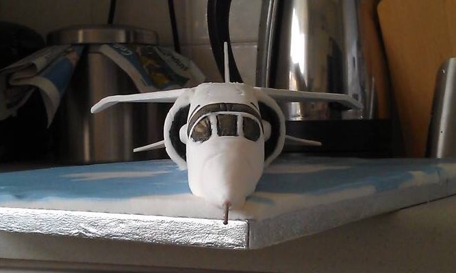 Lins_Rumbold's tweet photo. Hard to believe itβs 9 years since I made this cake TSR2. This cake made the Royal Aeronautical Society magazine - still my proudest moment in print so far π https://t.co/6POnWaQk31