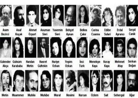 Bundan 29 yıl önce, Madımak’ta 35 insanımız yakılarak katledildi.
Yüreklerimiz kaybettiklerimizin acısıyla kavrulmaya devam ediyor.
Madımak’ta hayatını kaybedenleri bir kez daha rahmetle anıyoruz.
#unutMADIMAKlımda