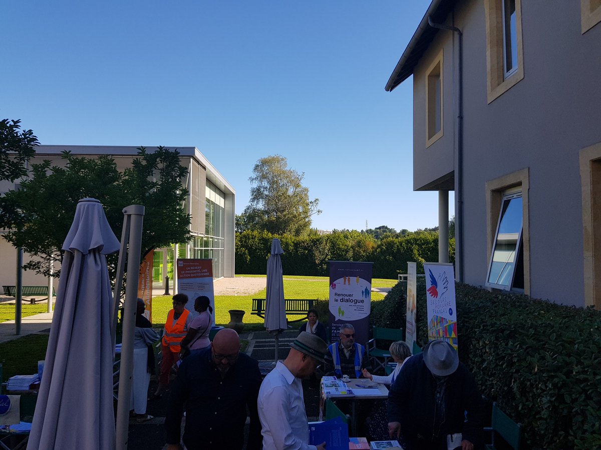 HachetDavid's tweet photo. #upl22 @Ufal_org @UfalHauteVienne Les universités populaires laïques se poursuivent ce matin sur le site de Cheops avec un village associatif. Rencontres & échanges entre associations moments toujours enrichissants. https://t.co/QmrTKIPlvK