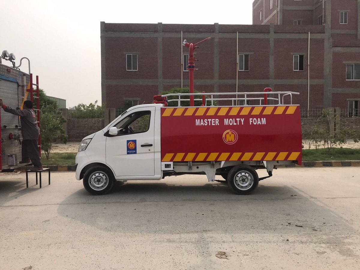 aamirbarry's tweet photo. Thank you Master Foam and Master Motors Corporation for trusting us. Recently we have supplied them our Firechief fire fighting truck fabricated on Mitsubishi and mobile foam pickup units built on Master Changan.
#MasterGroup #HaseenHabib #BarryGroup #Masterfoam #Fire #Changan https://t.co/9dHKvLyJ1w
