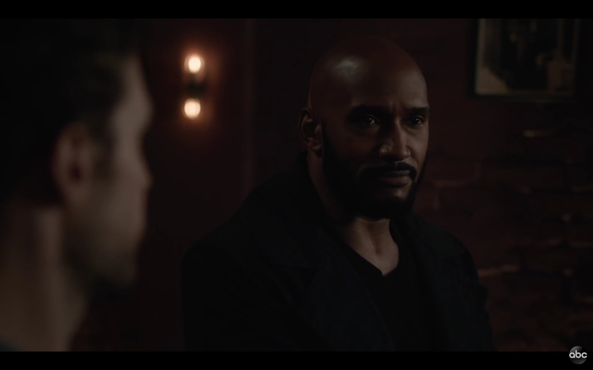 Happy (belated) birthday to Henry Simmons!! 
Our director of SHIELD 