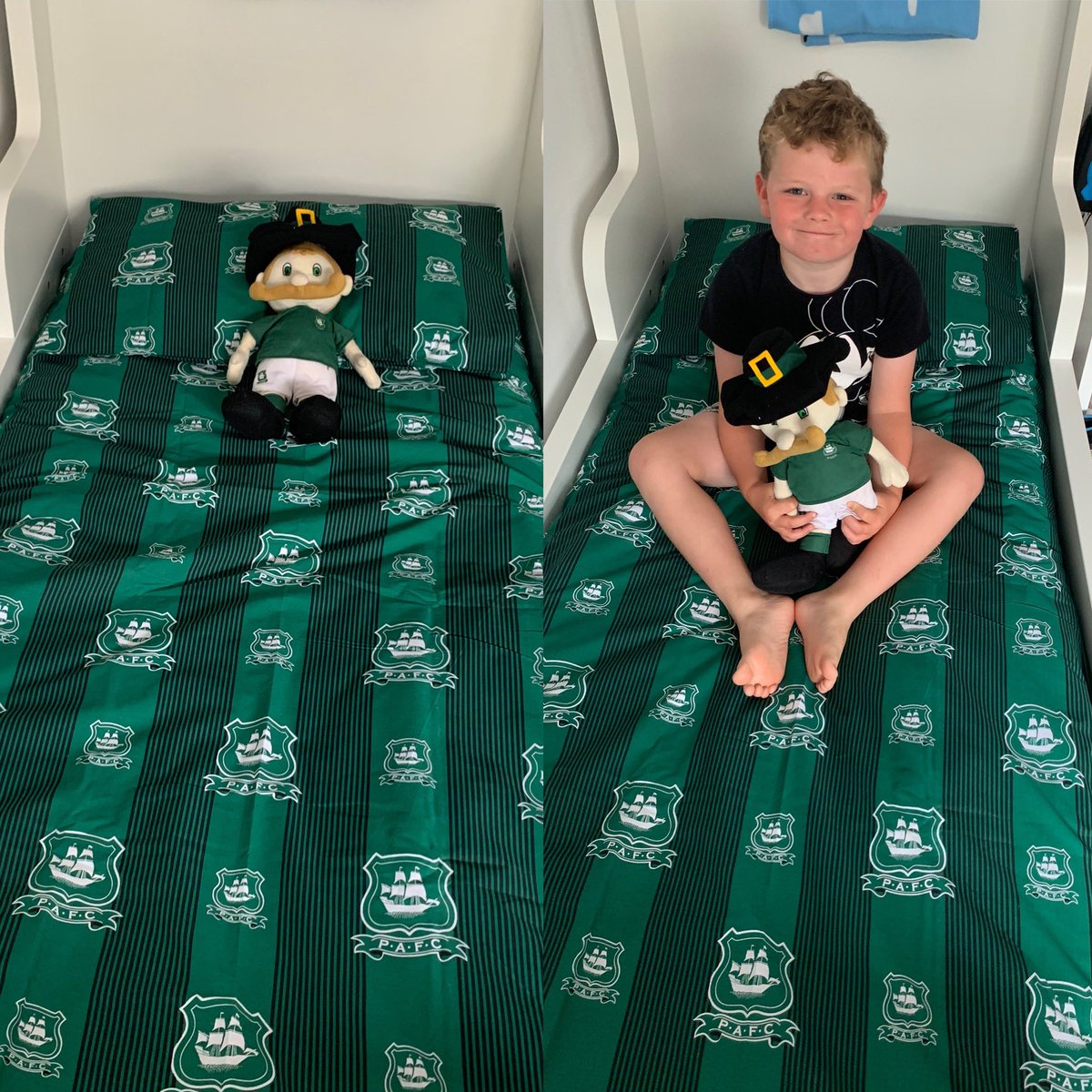 dscolsey's tweet photo. So little treat has kept him happy for the time but please @argyle hurry up and get the junior sized shirts in or else it’s going to cost me a packet to keep him happy until he gets one 🤣#minigreen #pafc #utba https://t.co/cXCC5Uiw4E