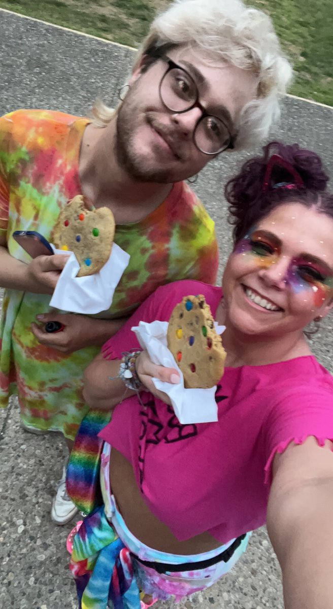 pookettie's tweet photo. Absolutely disgusted that it is *already* July @TheBracco https://t.co/fXxbj1DeuO