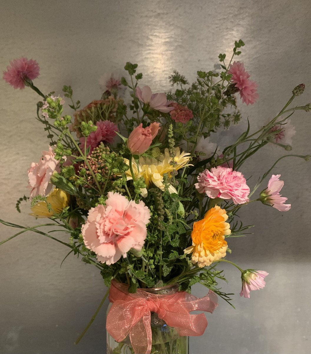 Quite pleased with this homegrown arrangement