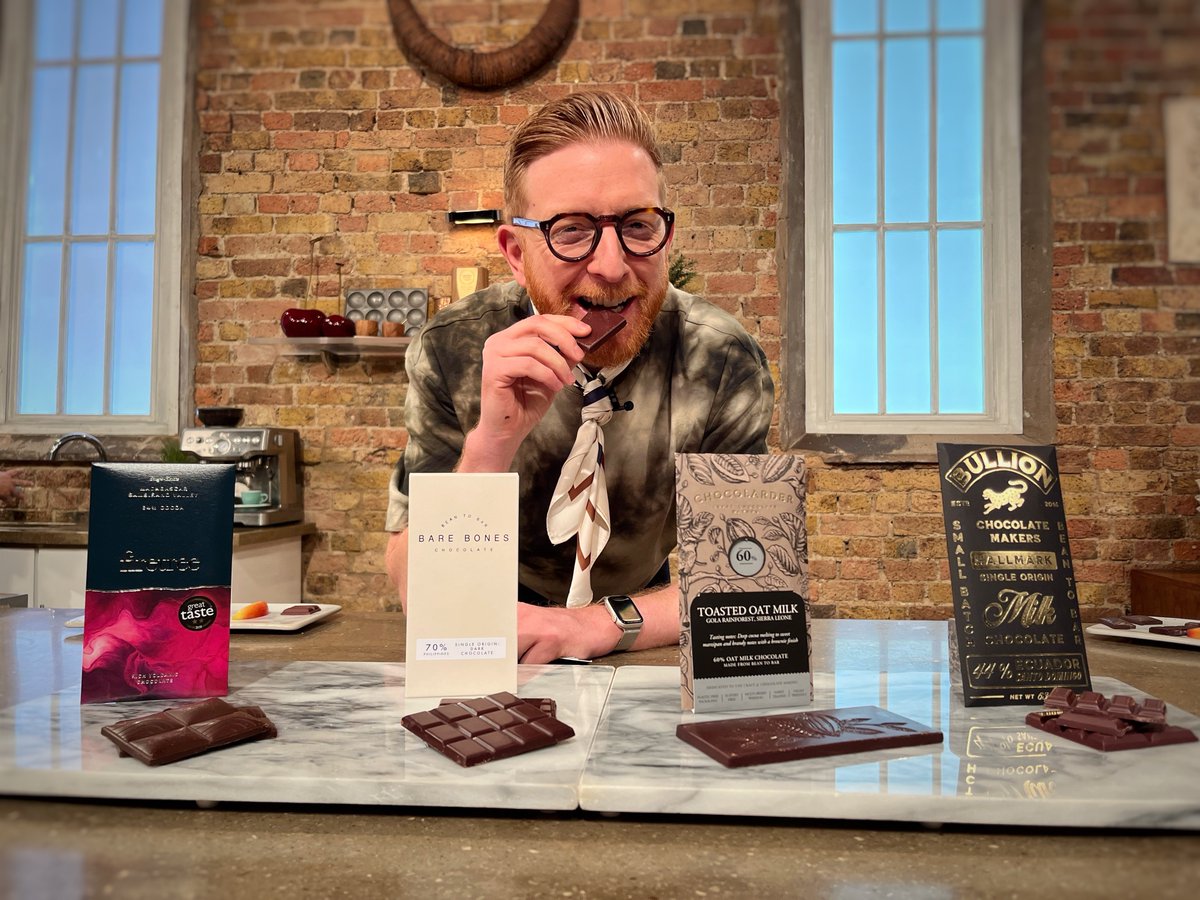 Celebrating World Chocolate Day with @paul_a_young! 🍫 @Firetree_UK (Nottingham) 84% Madagascar - £7 🍫 @bareboneschoc (Glasgow) 70% Philippines - £6.50 🍫 @chocolarder Toasted Oat Milk (Cornwall) 60% Sierra Leone - £6.15 🍫@OfficialBullion Milk (Sheffield) 44% Ecuador - £6