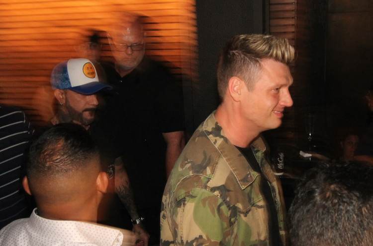 misha_bsb's tweet photo. Toronto's #RogueBar posted photos from the Backstreet Boys' #AfterParty:
https://t.co/YlLMtCzfjE
Most are photos of the fan attendees, but there are a few of the Guys: https://t.co/eRg8SMTSPF