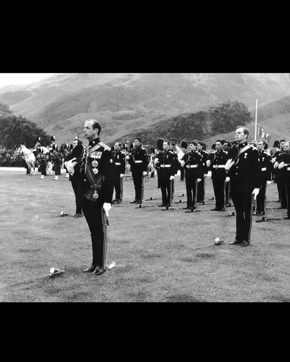 SCOTS_DG's tweet photo. On this day in 1971 The 3rd Carabiniers and the Royal Scots Greys were amalgamated to form the Royal Scots Dragoon Guards (Carabiniers and Greys) in a ceremony held at Holyrood Park in Edinburgh. https://t.co/0oIXK8cCmL