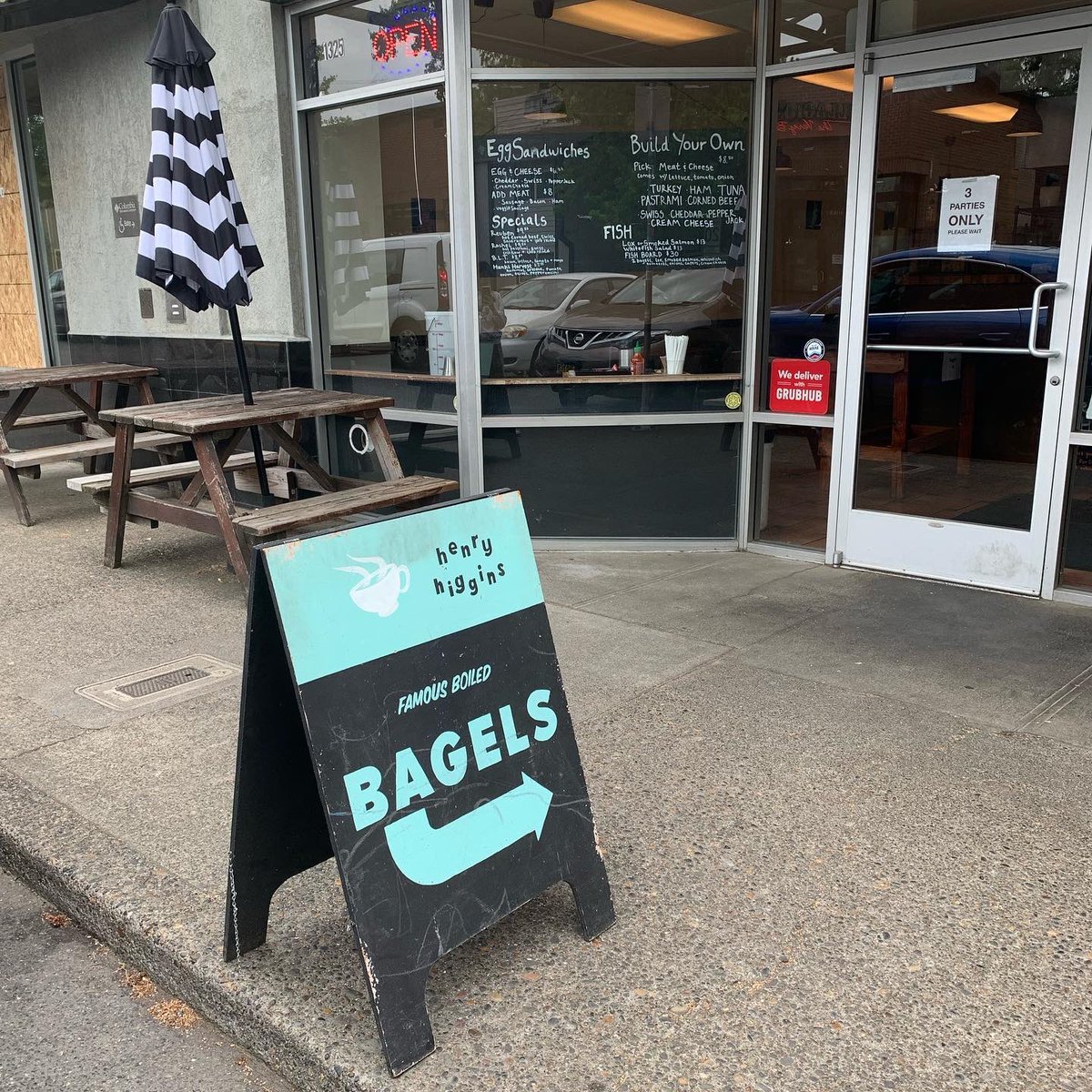 n3tsai1_n3tsai's tweet photo. Good morning start 🥯🥯🥯 #pdxeats #pdxvibes #pdxcafe https://t.co/OZWba061Um