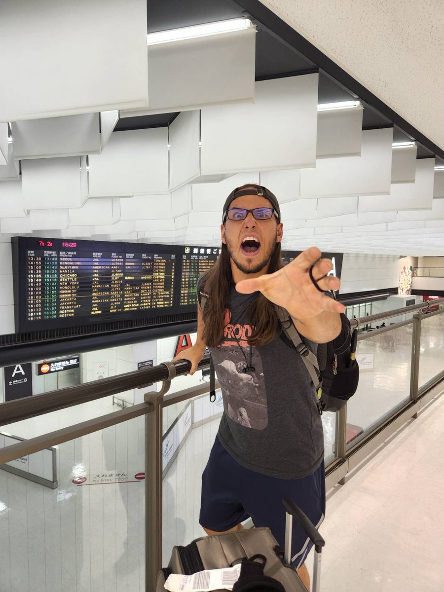 ddtproENG's tweet image. 🇺🇸 The giant has crossed the oceans and he's finally in Japan!🇯🇵

Witness Andrew Everett's gigantic DDT debut tomorrow at Korakuen Hall !

WRESTLE UNIVERSE
wrestle-universe.com/lives/qWe9MY2k…

🔽Show details (EN)
ddtpro.com/news/18353

#KINGofDDT #ddtpro