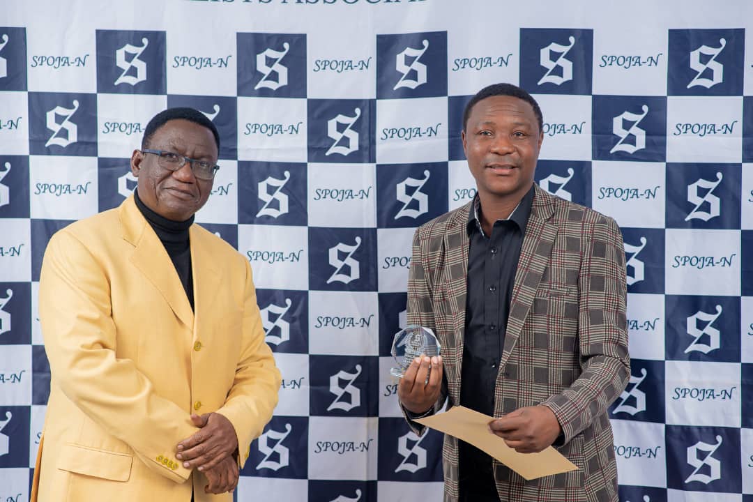 @SundayMailZim's @LangtonGuraz was the biggest winner at the #SpojaAwards21 last night, scooping the SPOJA Journalist of the Year & Print Media Journalist of the Year awards. @AIPSmedia
