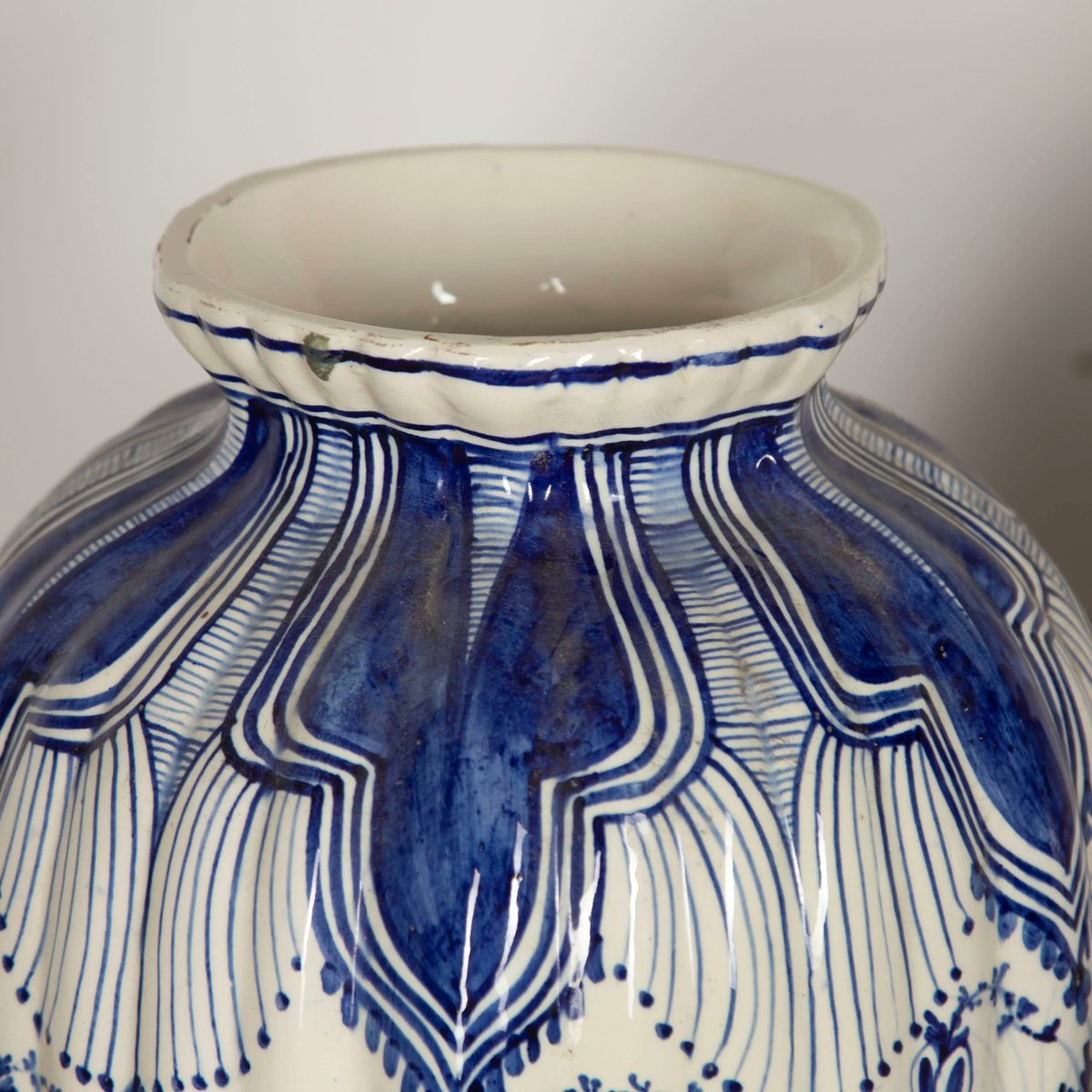 L A T E S T  A R R I V A L ✨ 

Pair of Italian Blue and White Painted Vases

buff.ly/3NrnR7D

#LorfordsAntiques #Lorfords #Antiques #BuyAntiques #Italian #Interiors