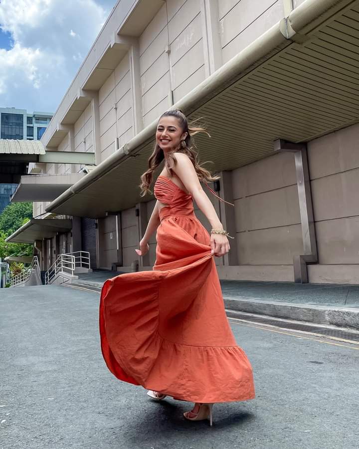 qweuncx's tweet photo. Lovely isn't she?

IDOLKADA DARLING SHANAIA https://t.co/DdXvaeDylS