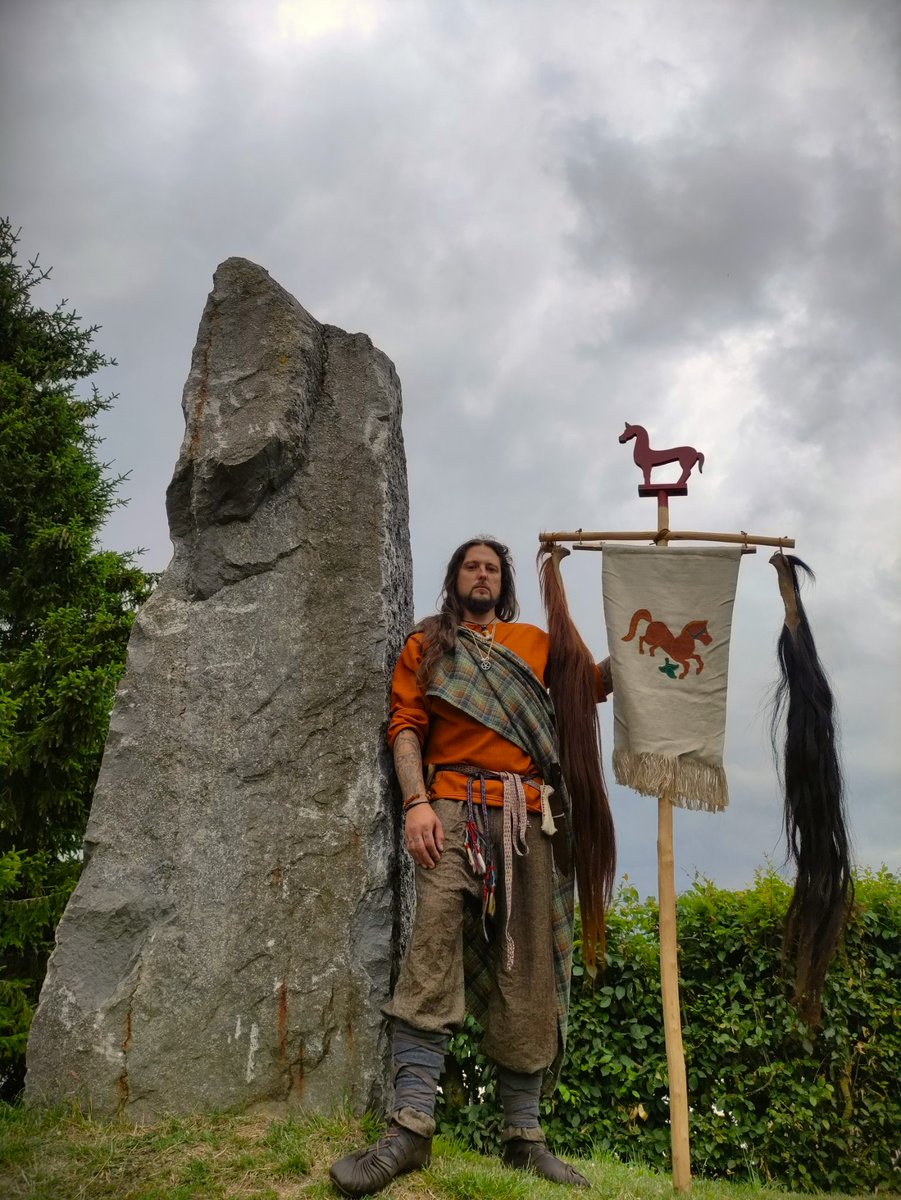 CAtrebate's tweet photo. Le roi de la colline.
Fête Gauloise de Potelle- Juin2022
#commios #reconstitutionhistorique #TeamAntique #teamgaulois #gaulois #atrebate https://t.co/uRSdkhuLRS