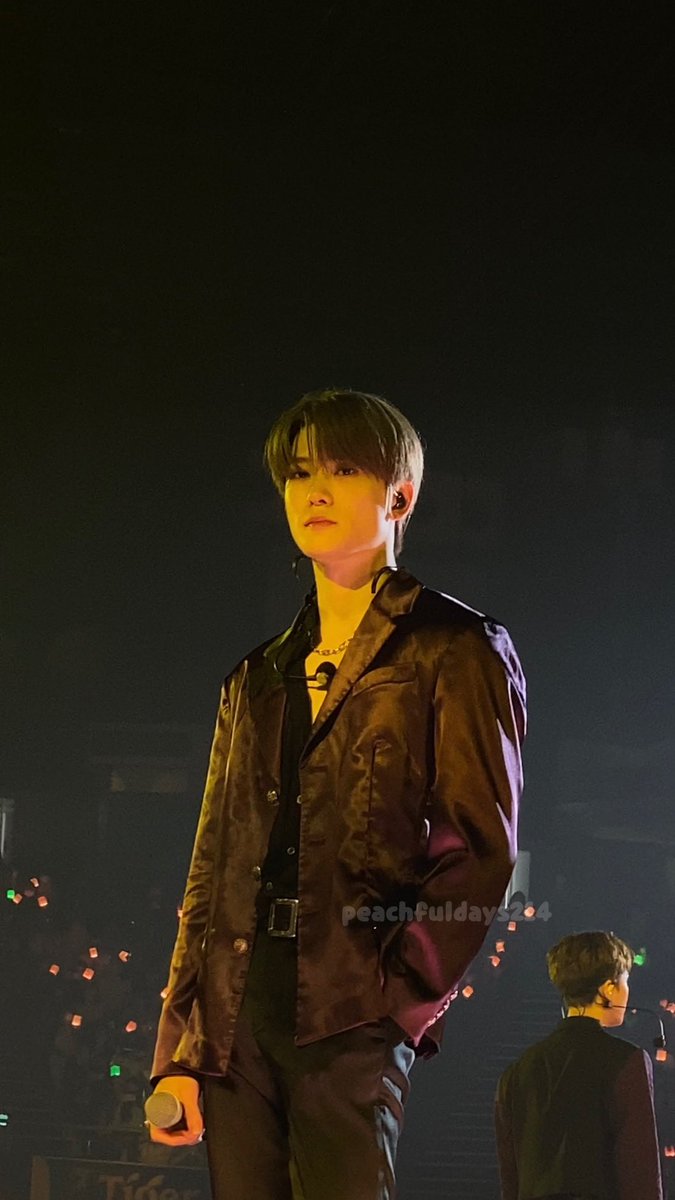 yunotized's tweet photo. there's no way jaehyun is real.. https://t.co/gWNBeI4QlU