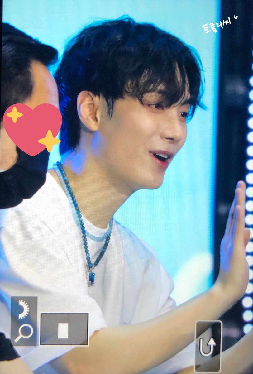 TTLU_JR's tweet photo. 220702 김종현 팬미팅 프리뷰
#김종현 #쫑나잇 
종현이두 우리 마니 보구시퍼찌 https://t.co/qNYHavDvbe